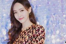 娱乐吃瓜酱26岁,26岁，揭秘娱乐圈背后的秘密与故事